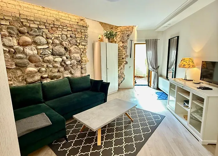 Six Simona * Vilnius