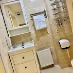 Six Simona * Vilnius